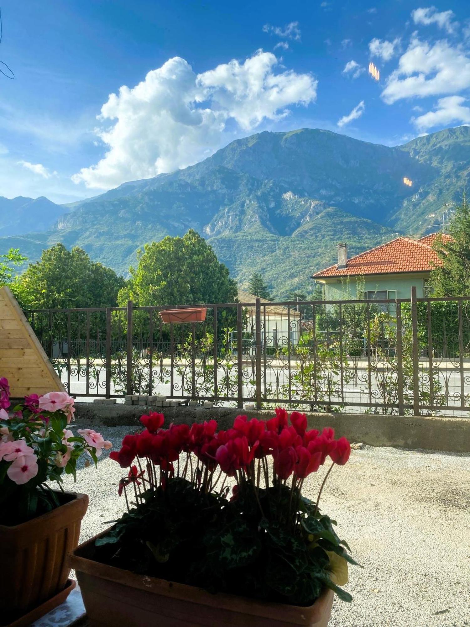 Magazzini Sasso Guest House Bussoleno Exteriör bild